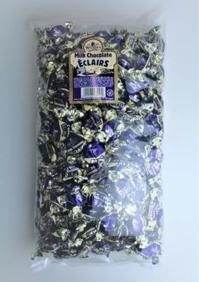 Produktbild von Walkers Milk Chocolate Eclairs