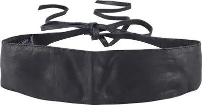 Imagen del producto de Cinturón de cuero negro, colección "Pieces Vibs"