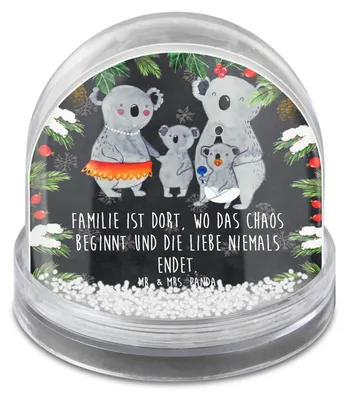 Produktbild von Mr. & Mrs. Panda Schneekugel Weihnachten Koala Familie - Kreidetafel - Geschenk, Muttertag, Dekokugel, dekoartikel, schnee kugel, Kinder, Weihnachts, Koalas, Mama