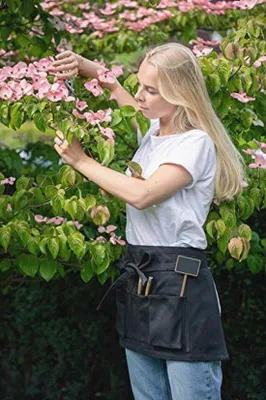 Produktbild von Gartenschürze aus Baumwolle mit Taschen und Stickerei - 46 cm schwarz