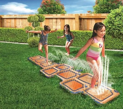 Produktbild von Banzai Wassersprüher Hüpfspiel 52562