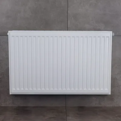Zdjęcie produktu dla Grzejnik Belrad Universal, grzejnik panelowy typu 22, wymiary 400x2200 mm, moc 2739 W, kolor biały