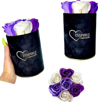 Image de Flowerbox Inspiruj - Boîte noire avec roses savonneuses - N° 7 Lila Mix