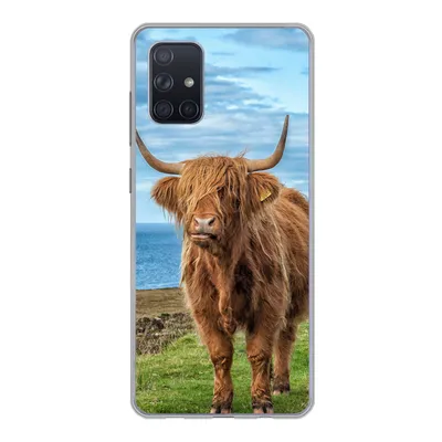 Produktbild von MuchoWow® Handyhülle Schutzhülle Hülle für Samsung Galaxy A51 Schottischer Highlander - Wasser - Hörner Silikon Softcase Handy Hülle - Schutzabdeckung