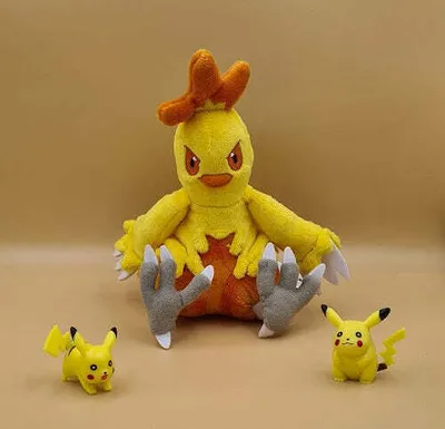 Produktbild von Pokemon Jungglut Kuscheltier - 15 cm Plüschtier Combusken