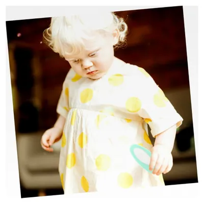 Produktbild von Babyhaarbürste und Kamm aus langlebigem Material, Kopfhautmassagegerät für Babyhaare, leicht und kompakt für das Haarewaschen und Bürsten