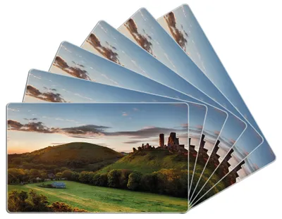 Produktbild von Wallario Frühstücksbrettchen 6er Set aus Glas, je 14 x 23 cm, mit rutschfesten Füßen, Motiv Schlosspanorama in England bei Sonnenaufgang