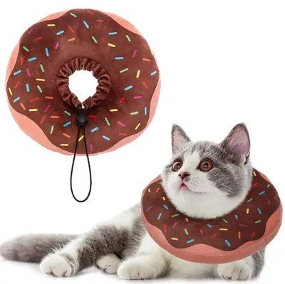 Image de Collier protecteur en peluche pour chiens et chats, taille M – col confortable qui empêche le léchage et les griffures, idéal après une opération, couleur marron, léger et lavable