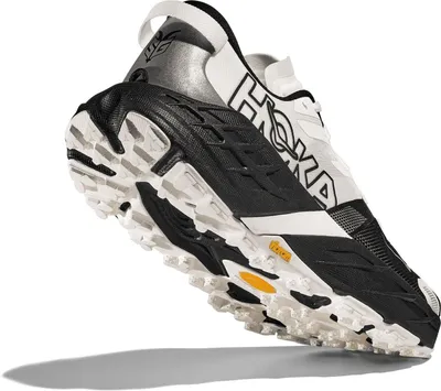 Produktbild von Hoka One One M Speedgoat 7 Black / White Black / White 43 1/3