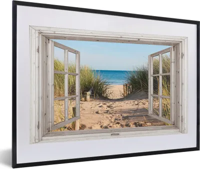 Produktbild von MuchoWow® Gerahmtes Poster Durchblick - Strand - Meer - Dünen - Sand - Wasser - Hochgras 60x40 cm - Poster mit Schwarzem Bilderrahmen Wandposter Rahmen Foto Bilder - Schlafzimmer - Plakat in Rahmen - Drucken
