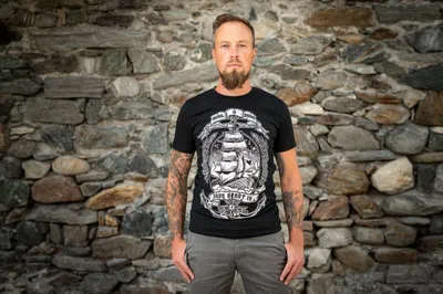 Produktbild von BadAss Bastards - Home is ..., T-Shirt