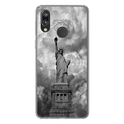 Produktbild von MuchoWow® Handyhülle Schutzhülle Hülle für Huawei P20 Lite (2020) Freiheitsstatue in New York an einem bewölkten Tag in schwarz-weiß Silikon Softcase Handy Hülle - Kartenhalter
