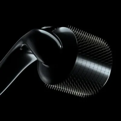 Produktbild von Beard Growth Roller, Microneedling-Tool für Bartwachstum | 500 Nadeln aus chirurgischem Stahl, 0,5 mm, fördert Kollagenproduktion & Durchblutung, für dichteren Bart