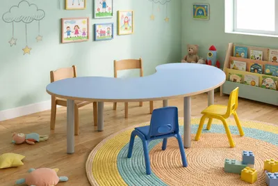Obrázek produktu pro Dětský kreslicí stolek s barevným designem a stabilními, robustními nohami