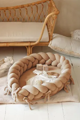 Produktbild von Babynest 2-in-1, Nestchen, & Bettschlange Hellbraun – Velours, handgeflochten, | Letino