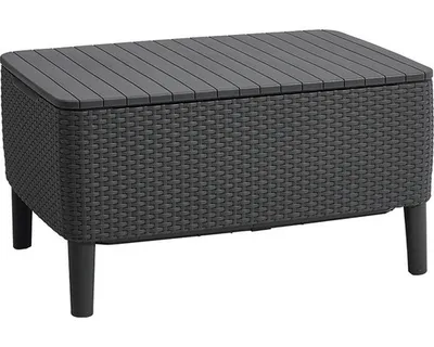 Productafbeelding van Een stoel van gerecycled rotan, in een grijze kleur, die gecombineerd kan worden met andere producten uit de Salemo-collectie. Hij ziet er geweldig uit, zowel binnen als buiten.