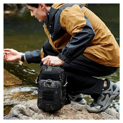 Produktbild von Herren Umhängetasche, wasserdicht und robust | Sportliche Schultertasche für Outdoor-Aktivitäten