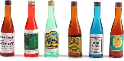 Produktbild von Puppenhaus 1zu12 Wein Miniaturen Flaschen (1 Set beinhaltet 6 Flaschen)