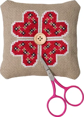 Immagine prodotto di Kit Permin per ricamo a punto croce "Cuscino cuore fiore", schema contato, 11x11cm, 03-0326