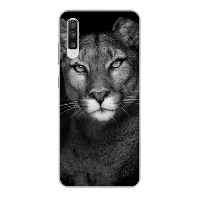 Produktbild von MuchoWow® Handyhülle Schutzhülle Hülle für Samsung Galaxy A70 Porträtfoto eines Pumas auf schwarzem Hintergrund Silikon Softcase Handy Hülle - Schutzhaube