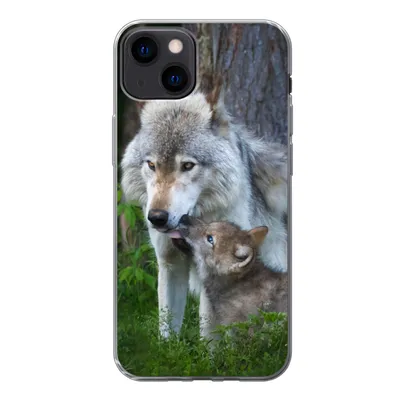 Produktbild von MuchoWow® Handyhülle Schutzhülle Hülle für iPhone 13 Wolf - Moos - Wald - Welpe Silikon Softcase Handy Hülle - Karteninhaber