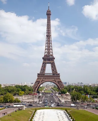 Produktbild von Wallario Sticker / Aufkleber für Kühlschrank / Geschirrspüler / Küchenschränke, selbstklebende Folie - 60 x 80 cm, Motiv: Eiffelturm in Paris