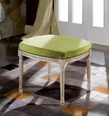 Zdjęcie produktu dla Meble do siedzenia Taboret klasyczny Meble designerskie Taboret tapicerowany