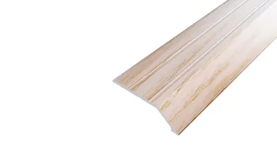 Obrázek produktu pro AP3 nájezdová lišta samolepící ACARA, hliník + dýha nelakovaná javor, 8 mm, 2,7 m