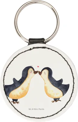 Produktbild von Mr. & Mrs. Panda Schlüsselanhänger Pinguin Liebe - Weiß - Geschenk, Hochzeitstag, klein, Taschenanhänger, Freundin, mini, Anhänger, Liebesspruch, Vertraut, kunstleder
