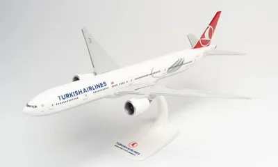 Produktbild von Herpa Snapfit 613057 - 1/200 Turkish Airlines Boeing 777-300ER – TC-LJK "Izmir" - Neu