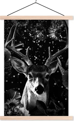 Produktbild von MuchoWow® Textilposter Botanischer Hirsch mit Leuchtkugeln vor schwarzem Hintergrund - schwarz-weiß 40x60 cm mit holzfarbenen Rahmen - Poster