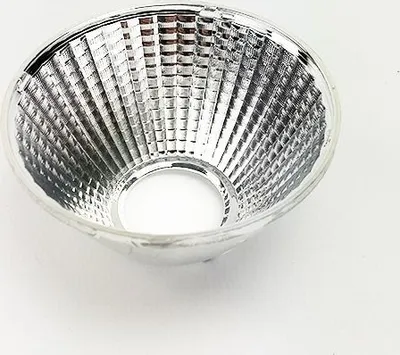 Image de Réflecteur avec angle de rayonnement de 22 degrés pour projecteur extérieur Colt 8W en plastique