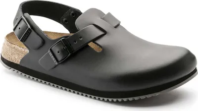 A studio shot of a black Birkenstock Tokio SL shoe.