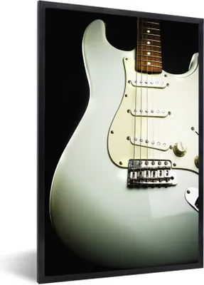 Produktbild von MuchoWow® Gerahmtes Poster Nahaufnahme einer E-Gitarre 20x30 cm - Poster mit Schwarzem Bilderrahmen Wandposter Rahmen Foto Bilder - Drucken - Bilder Poster im Rahmen