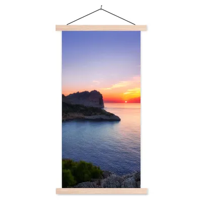 Produktbild von MuchoWow® Textilposter Meer - Felsen - Berge - Natur 60x120 cm mit holzfarbenen Rahmen - Holz