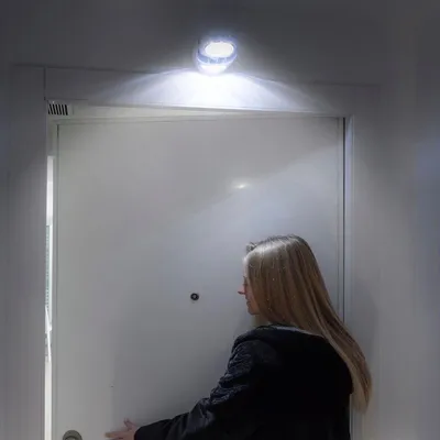 Produktbild von LED Lampe mit Bewegungssensor InnovaGoods