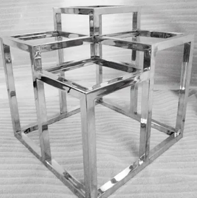 Image de Casa Padrino Luxe Table d'appoint en acier inoxydable avec plateau en verre Argent 60 x 60 x H. 62 cm - Meubles design