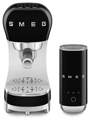 Image de Machine à expresso 15 bars noir - Smeg - ECF12BLEU - années 50