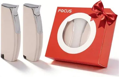 Produktbild von Mini Feuerzeuge 2er Set - Winddichte Strahlflamme - einstellbare Flamme - ideal für Kerzen und Camping - Homevero