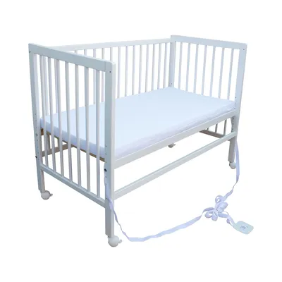 Produktbild von Kinderbett - Beistellbett - Babybett 120x60cm mit Matratze, Gurt und Rädern weiß