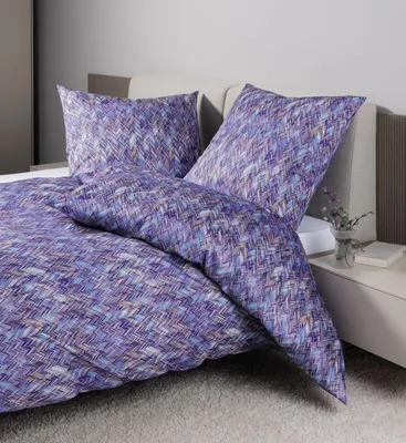 Produktbild von Janine Design Mako-Satin-Bettwäsche-Garnitur moments 98121 Farbe lila bunt Größe 135x200+80x80
