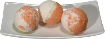 Produktbild von 3 Badepralinen WEIßER PFIRSICH Badezusatz