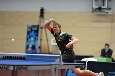 Produktbild von Tischtennis Geschenkeset Persson 600 - 1 Schläger mit Korkgriff, 3 Bälle, 3 x 1 Schlägerhülle