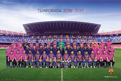 Image de FC Barcelone - Poster - Groupe + 2 Panneaux d'affichage en bois 92 cm noir