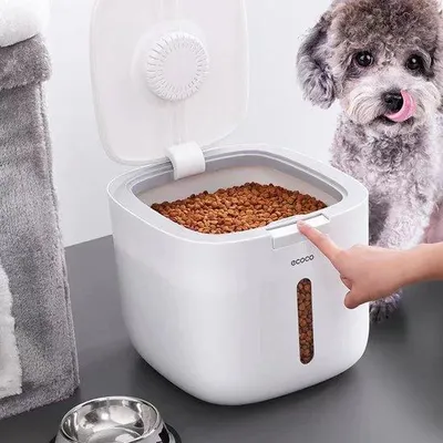 Produktbild von Weißer 10L-Luftdicht-Behälter mit Maßbecher für Frischfutter