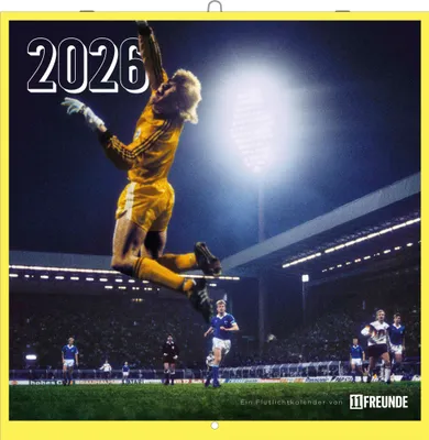 Produktbild von Ein Flutlichtkalender von 11FREUNDE 2026 - Wand-Kalender - Broschüren-Kalender - 30x30 - 30x60 geöffnet - Fußball-Kalender