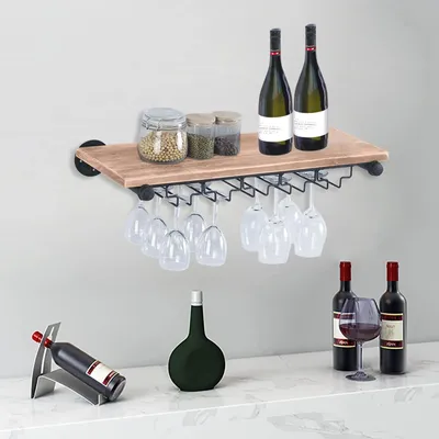 Image de Étagère à bouteilles au style vintage