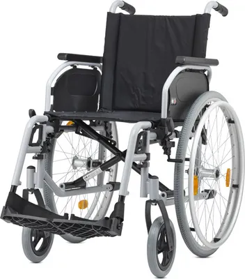 Produktbild von Bischoff & Bischoff Pyro Start Leichtgewichtrollstuhl mit Trommelbremse - Sitzbreite: 52 cm