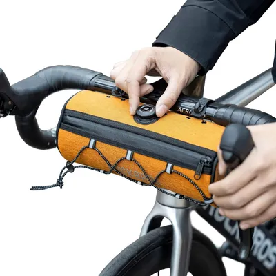 Productafbeelding van Stuurtas fiets 1,5 liter - Waterafstotend - Reflecterend