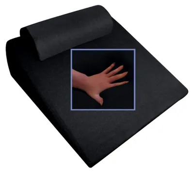 Produktbild von Orthopädisches Reflux-Keilkissen aus 100 % Gelschaum | Ergonomisch & druckentlastend | 25°-Winkel für gesunden Schlaf | Waschbarer Polyesterbezug Schwarz | Kopfkissen mit Nackenrolle